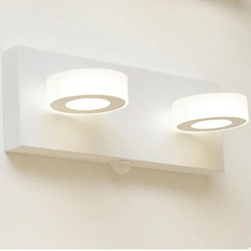 applique-murale-interieur-led-trois-cercles-sur-plaque-rectangulaire-salle-de-3