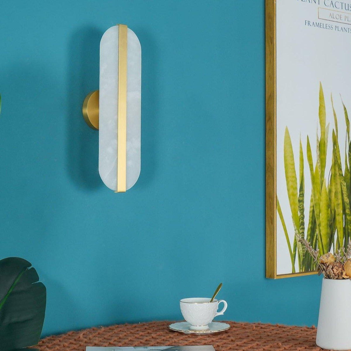 applique-murale-interieur-moderne-led-barre-verticale-ovale-chambre-3