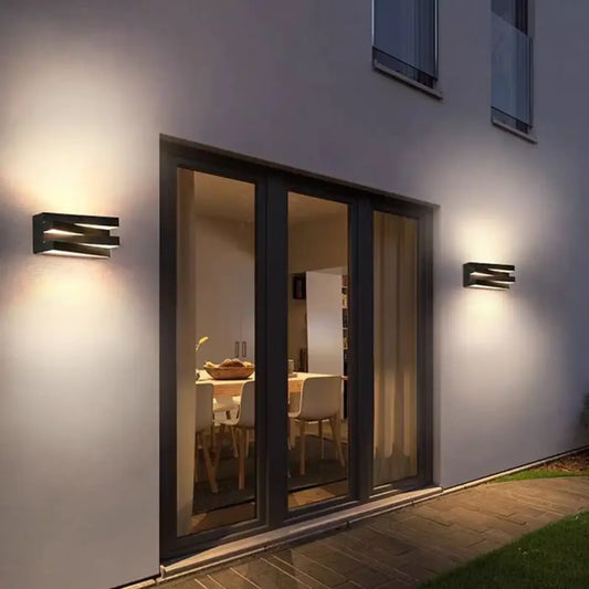 applique-murale-exterieur-design-superpose-moderne-1