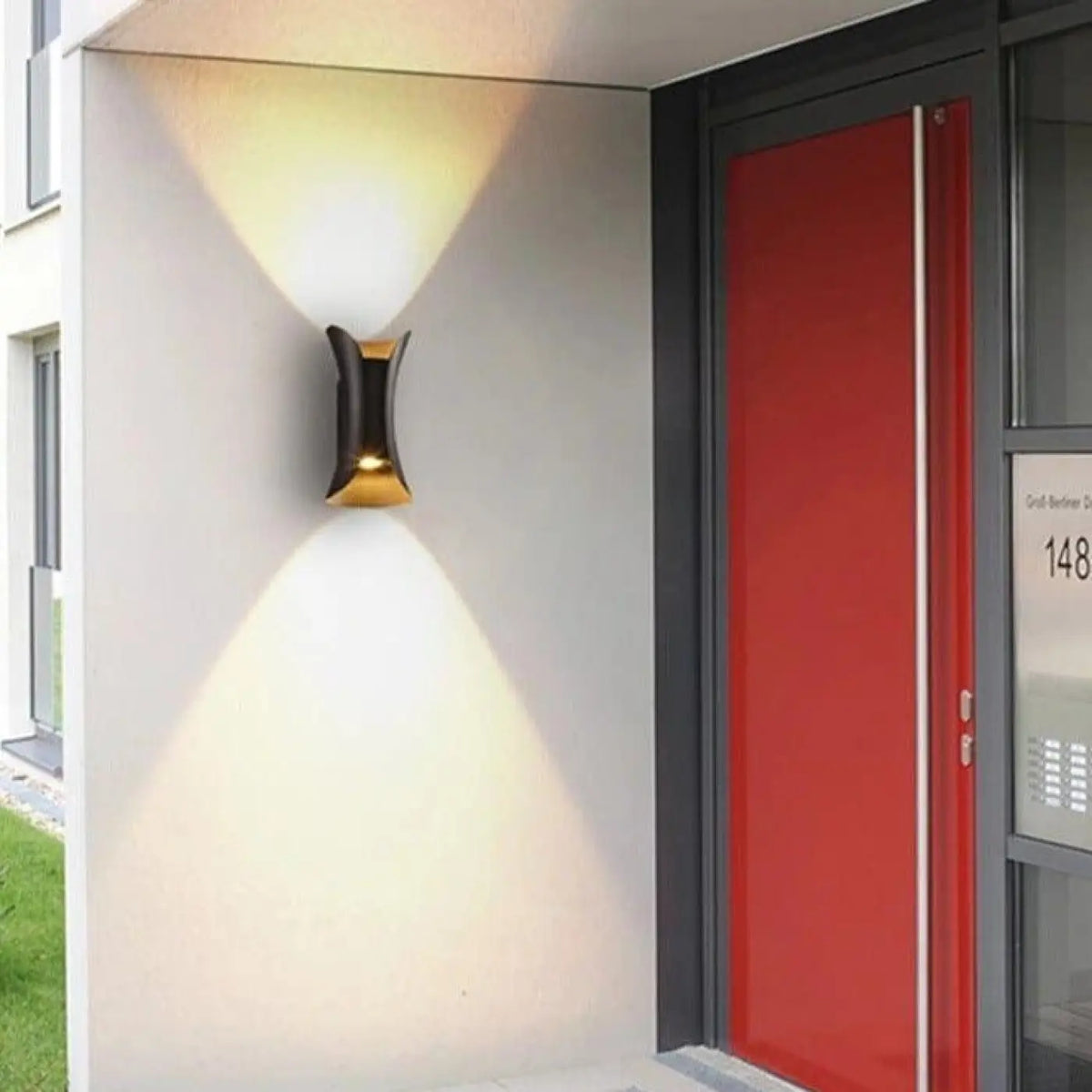 applique-murale-exterieur-forme-sablier-moderne-10