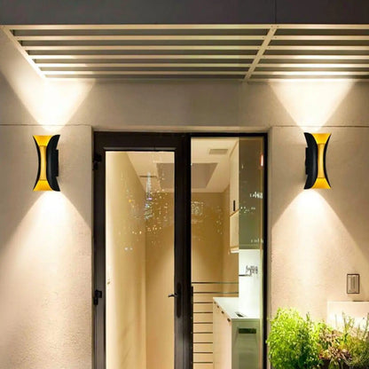 applique-murale-exterieur-forme-sablier-moderne-14