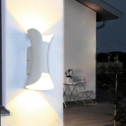 applique-murale-exterieur-forme-sablier-moderne-25