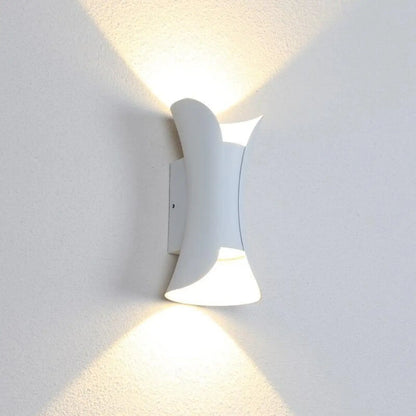 applique-murale-exterieur-forme-sablier-moderne-26