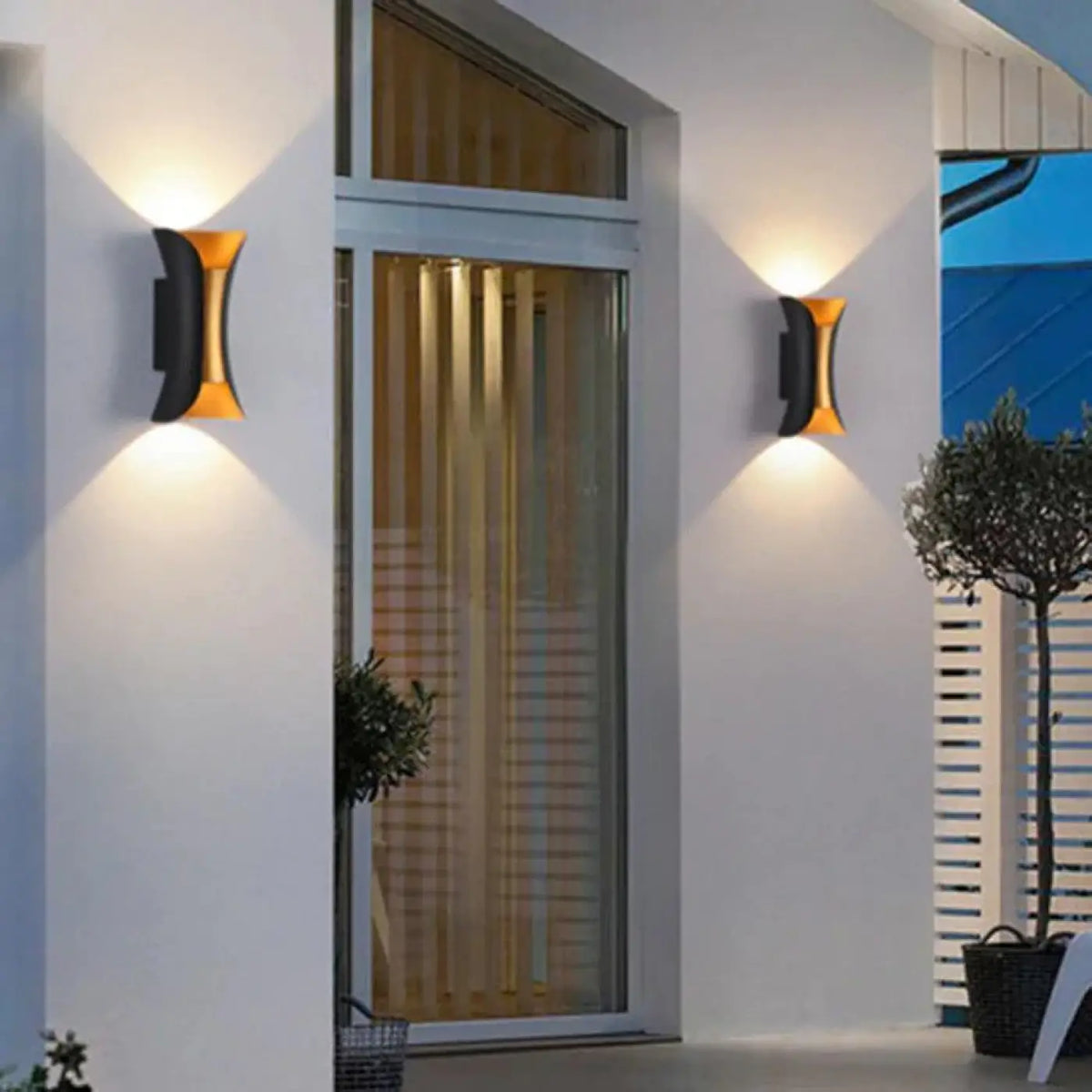 applique-murale-exterieur-forme-sablier-moderne-6
