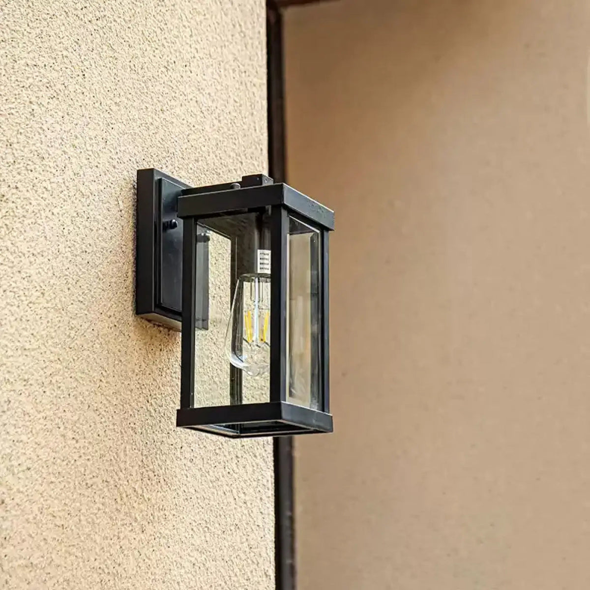 applique-murale-exterieur-lanterne-moderne-3