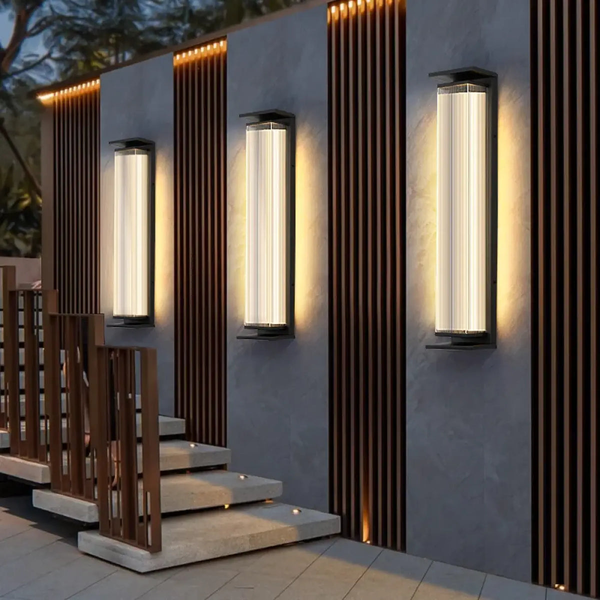 applique-murale-exterieur-verticale-moderne-nervuree-3