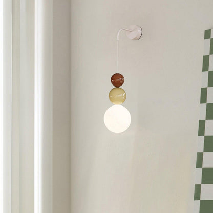 applique-murale-interieur-art-deco-led-trois-spheres-alignees-couloir-4