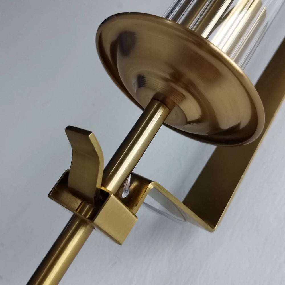 applique-murale-interieur-design-led-tube-vertical-avec-support-circulaire-2
