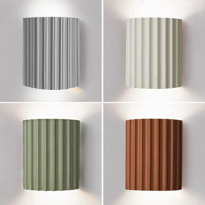 applique-murale-interieur-forme-cylindrique-cannelee-bureau-moderne-led-4