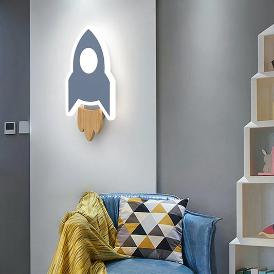 applique-murale-interieur-forme-de-fusee-enfant-originale-led-enfant-1
