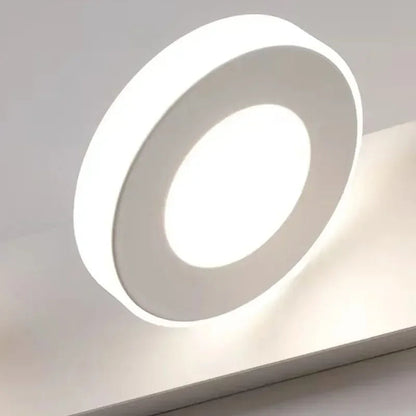 applique-murale-interieur-led-trois-cercles-sur-plaque-rectangulaire-salle-de-2