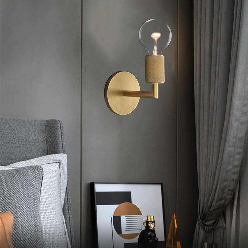 applique-murale-interieur-tete-de-lit-abat-jour-conique-transparent-moderne-led-1