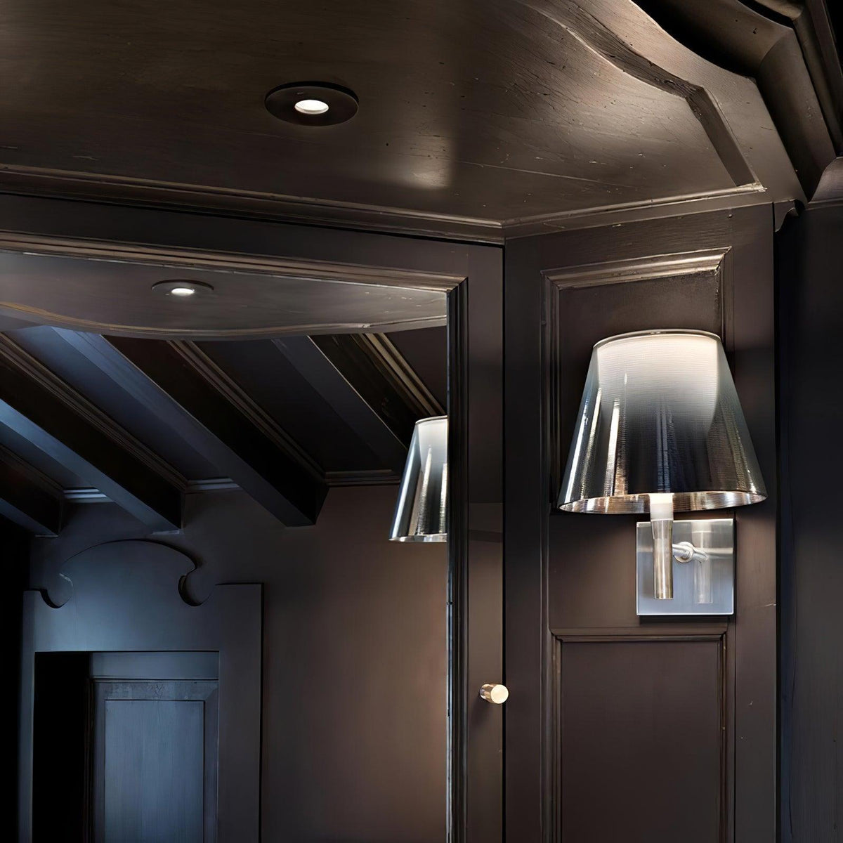 applique-murale-interieur-tete-de-lit-abat-jour-plisse-conique-moderne-2