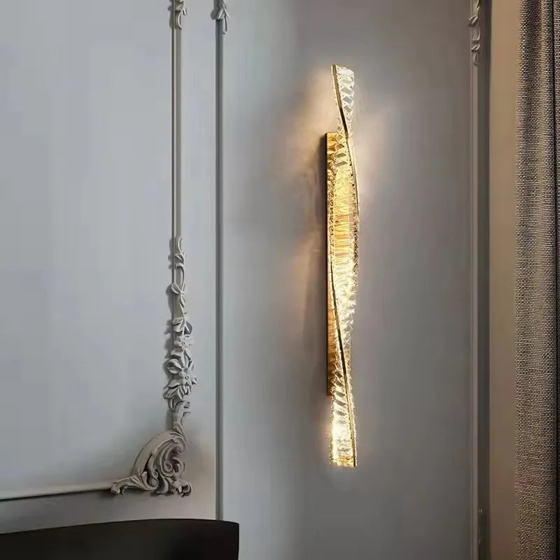 applique-murale-interieur-tete-de-lit-design-led-forme-torsadee-elancee-3