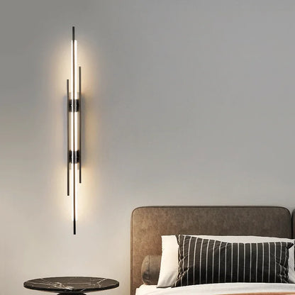 applique-murale-interieur-tete-de-lit-moderne-led-tubes-verticaux-paralleles-1