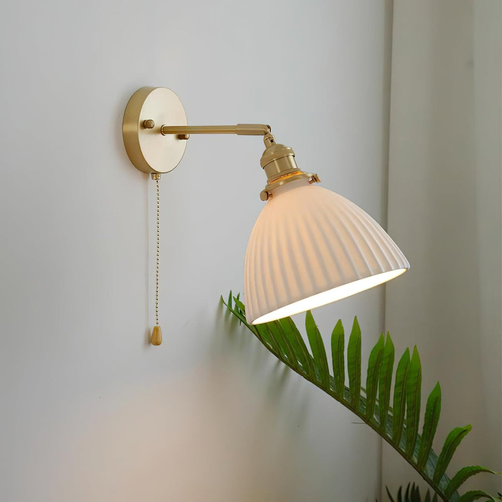 applique-murale-interieur-vintage-tete-de-lit-abat-jour-ceramique-plisse-2