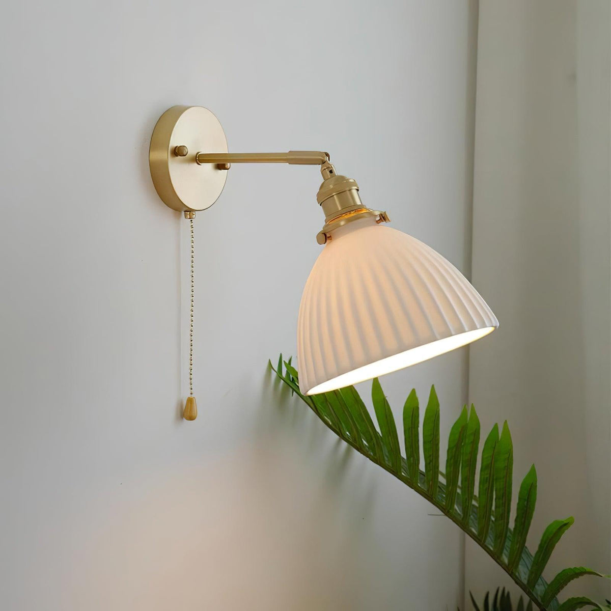 applique-murale-interieur-vintage-tete-de-lit-abat-jour-ceramique-plisse-2