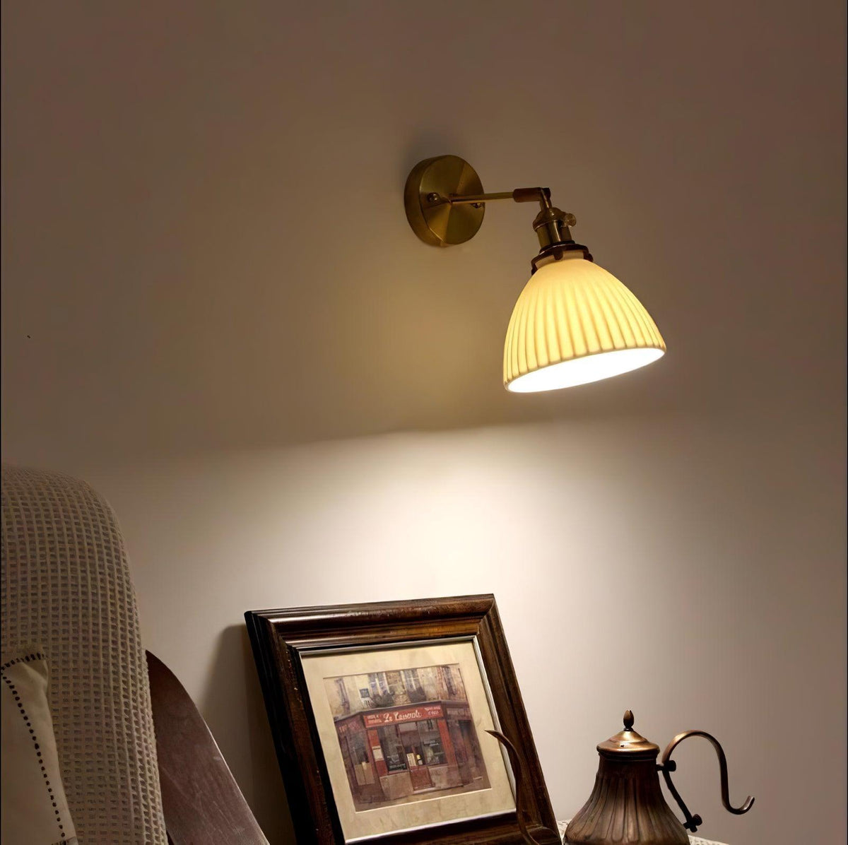 applique-murale-interieur-vintage-tete-de-lit-abat-jour-ceramique-plisse-3
