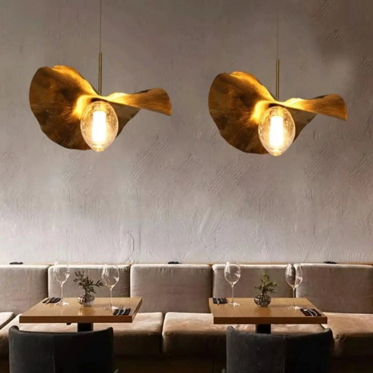 Suspension luminaire alu dore feuille salle a manger