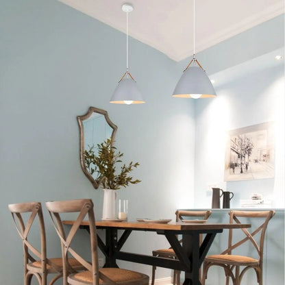 Suspension luminaire cuisine salon design conique