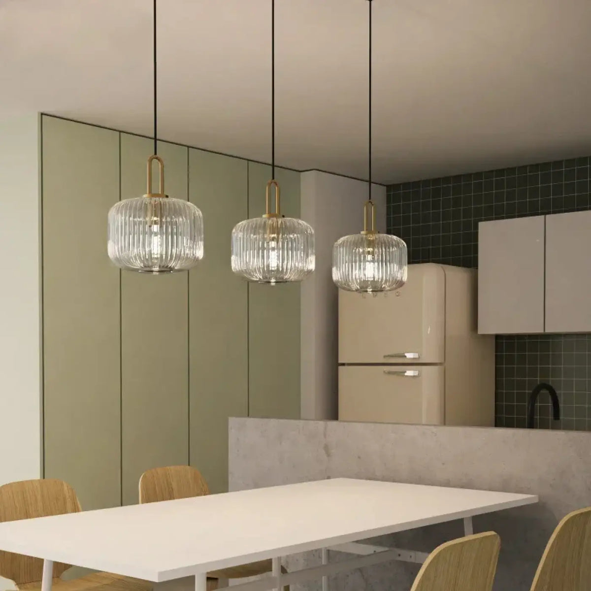 Suspension luminaire cuisine verre strie design