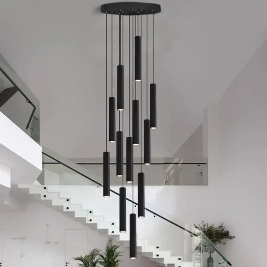 Suspension luminaire escalier design cylindres noirs