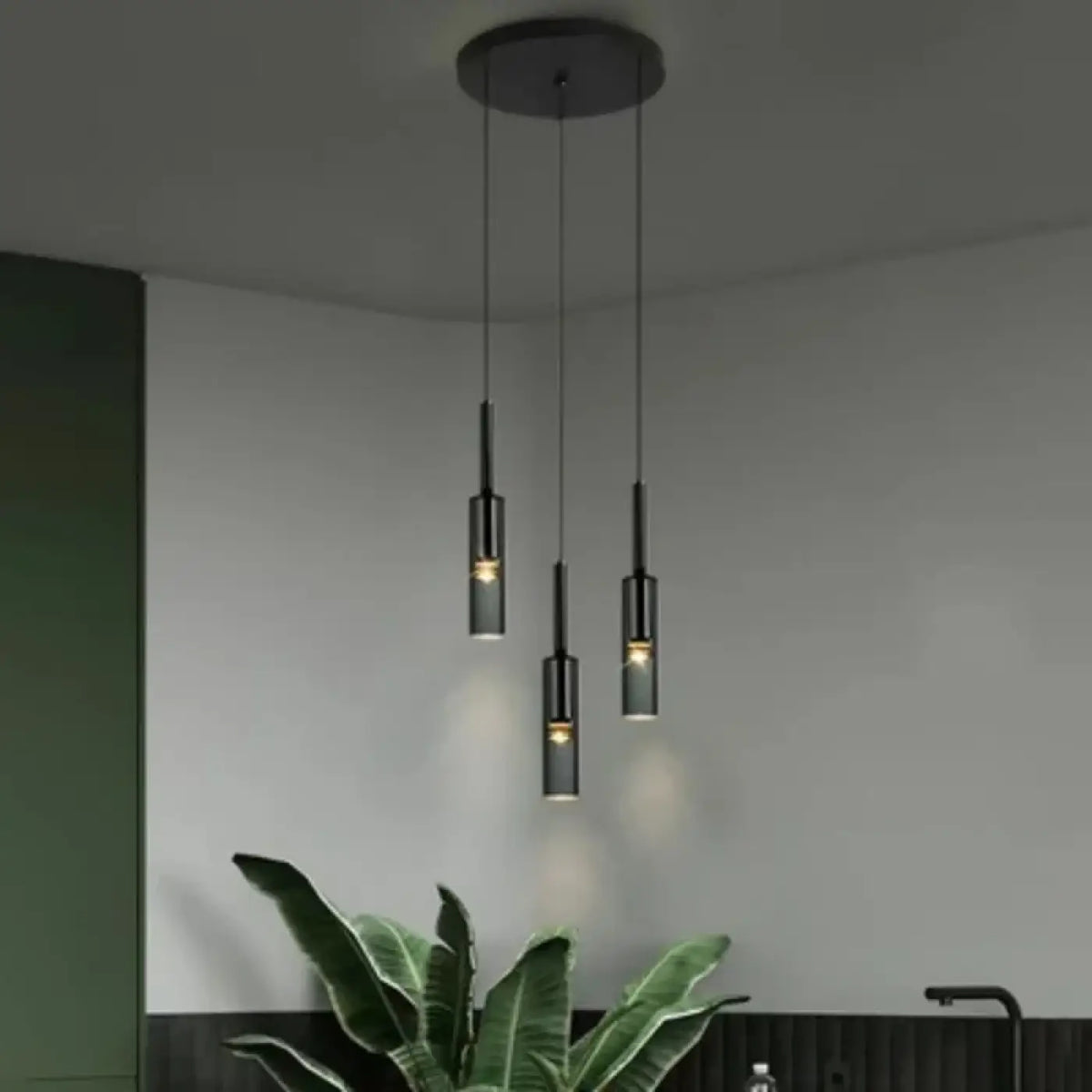 Suspension luminaire salle a manger cylindre verre noir