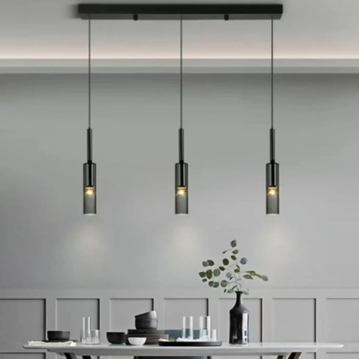 Suspension luminaire salle a manger cylindre verre noir
