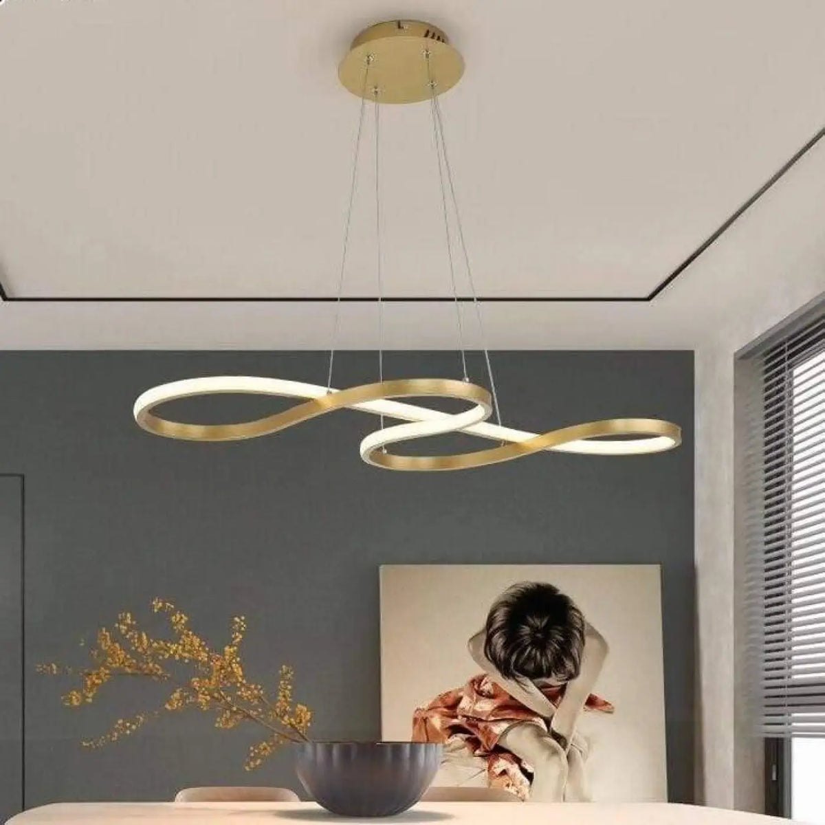 Suspension luminaire salle a manger design courbes LED