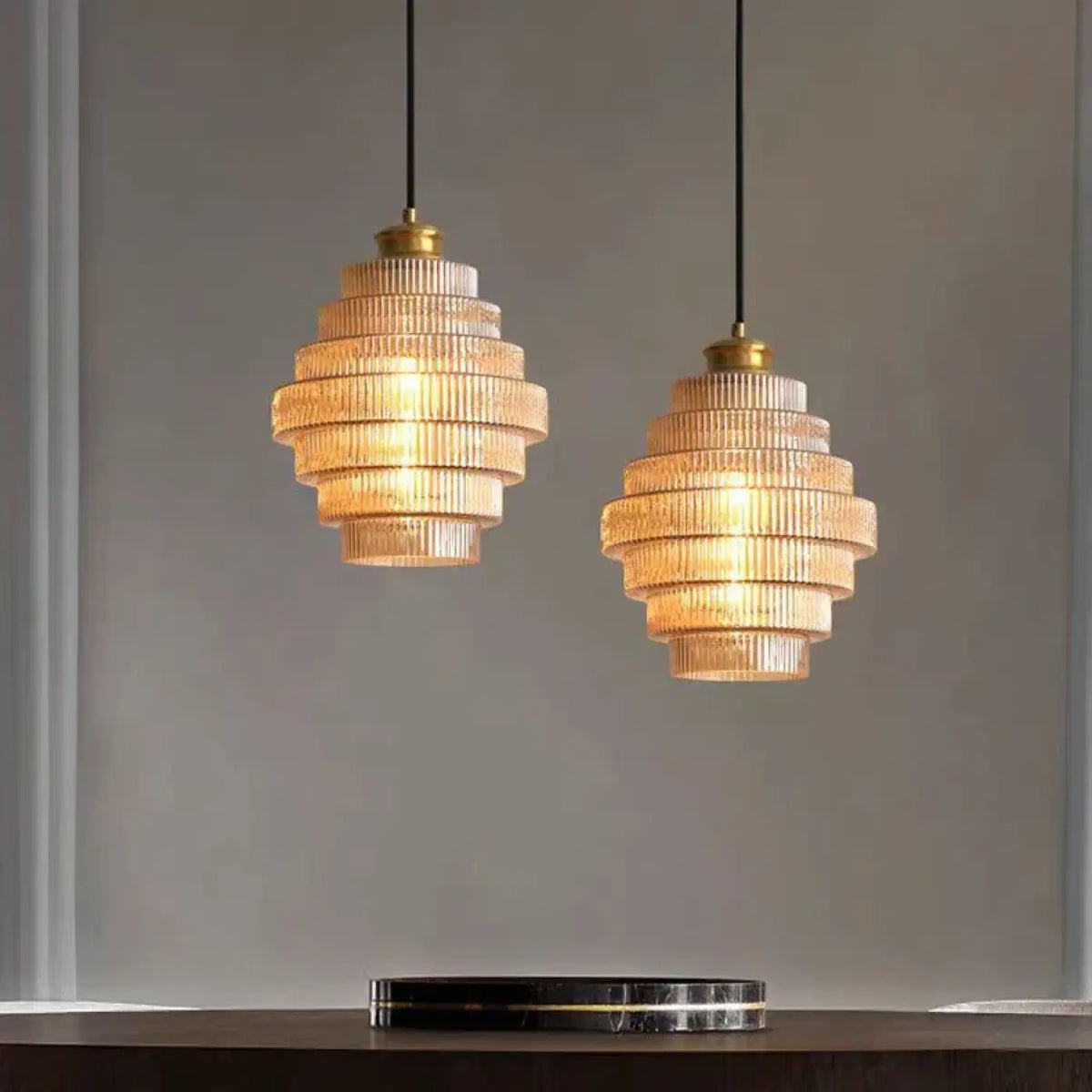 Suspension luminaire salle a manger verre strie design