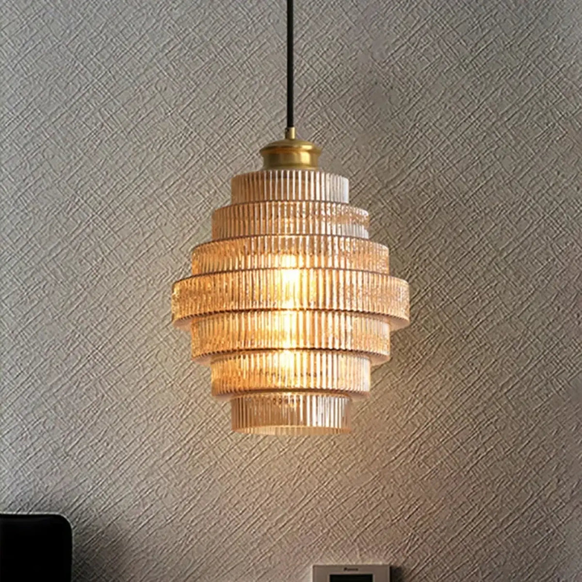 Suspension luminaire salle a manger verre strie design