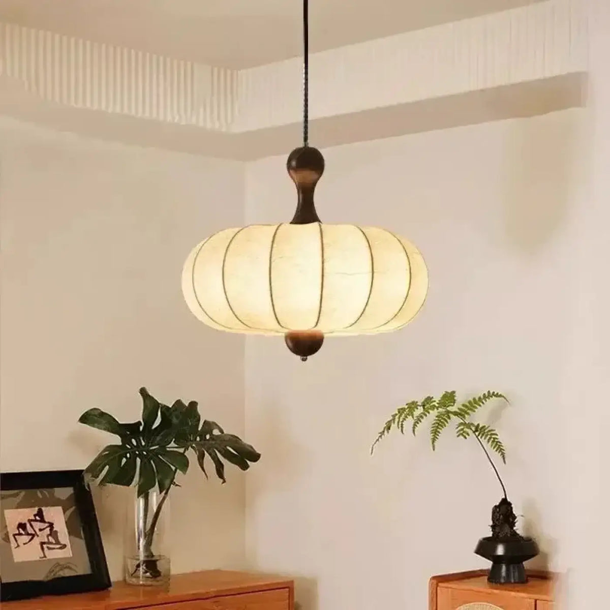 Suspension luminaire salon chambre tissu plisse bois design