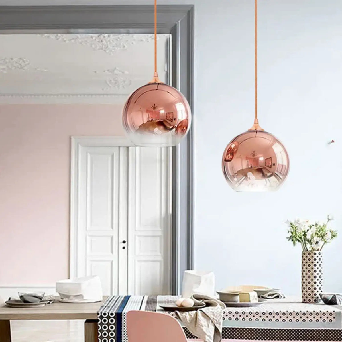 Suspension luminaire salon salle a manger boule verre teinte