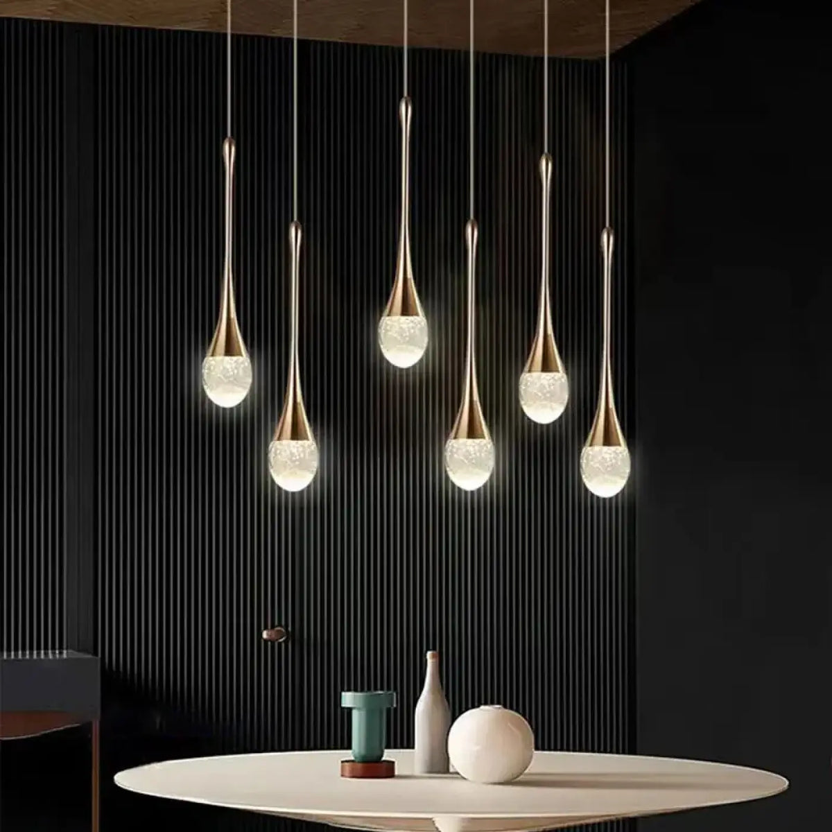 Suspension luminaire salon salle a manger goutte doree
